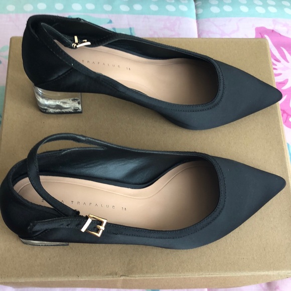 Zara Shoes - Zara trafaluc 38 size good condition